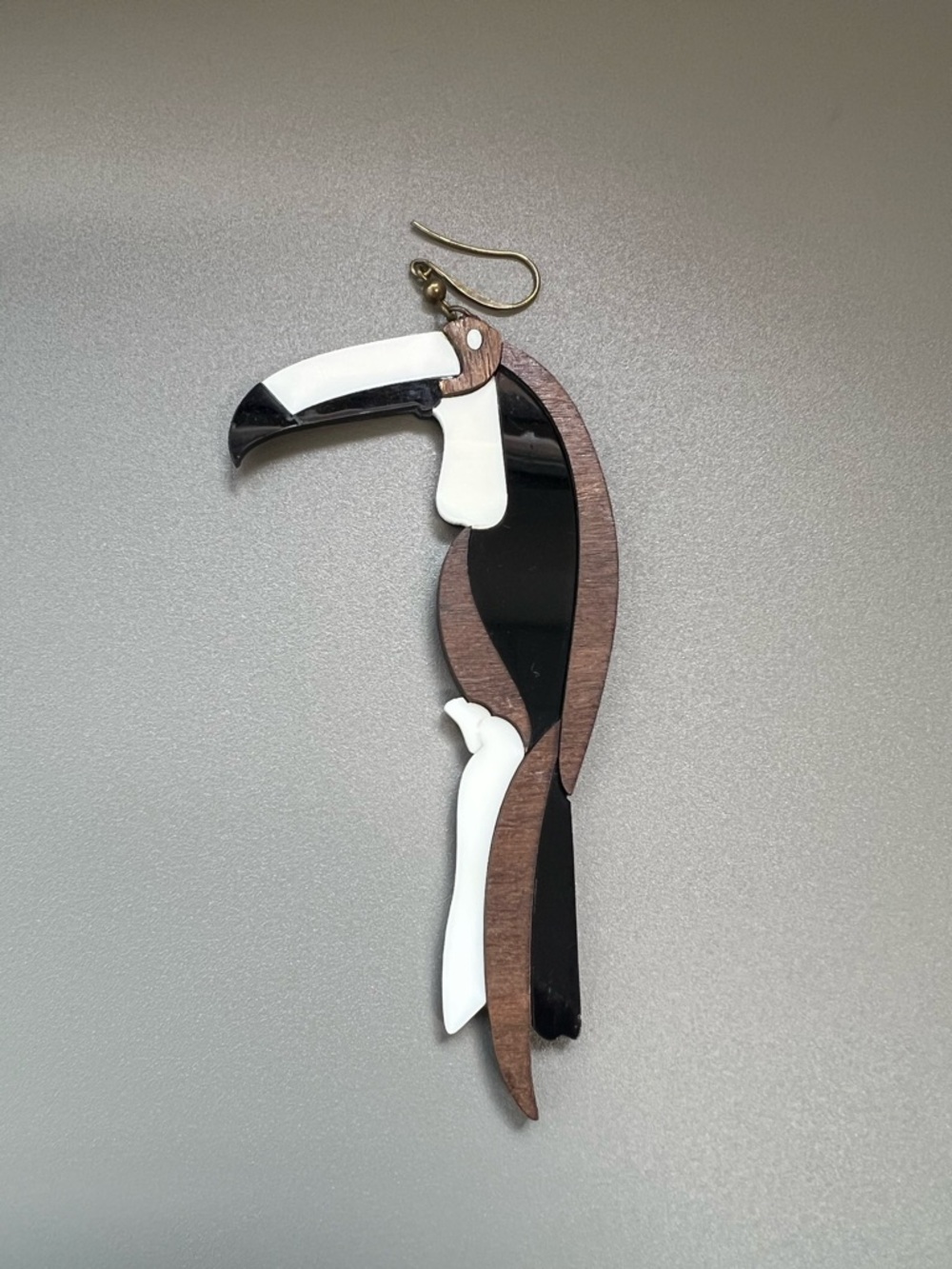 [FARM Rio] Wood and Acrylic Toucan Bird Single Earring - Black, White, Brown